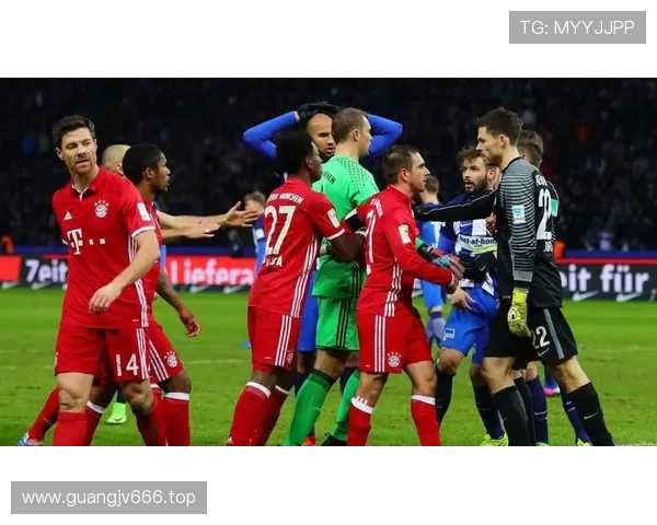 河南队官方声明：部分成都球迷的不文明行为严重损害体育道德与社会风尚